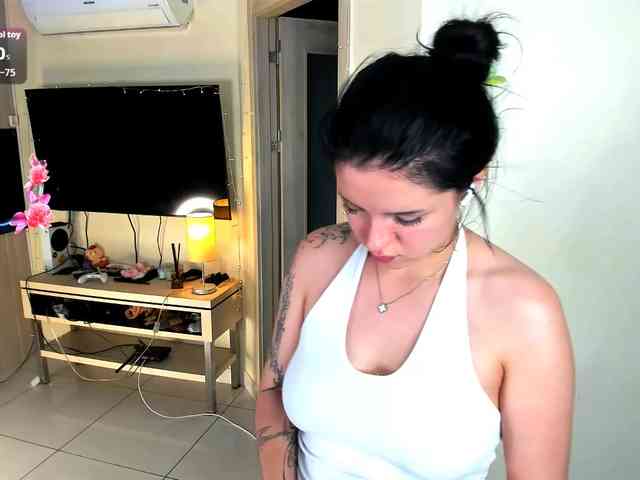 evelyne-xx webcam