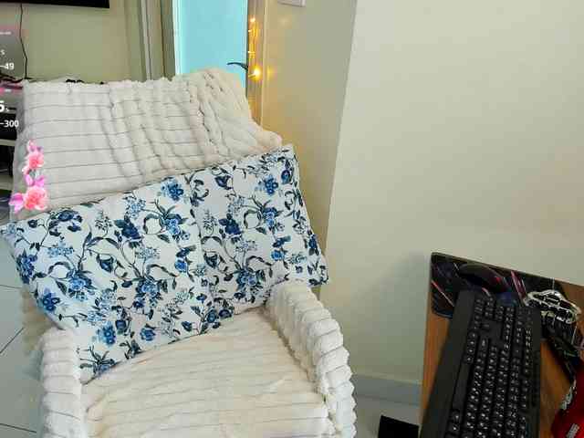 evelyne-xx webcam