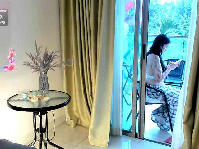 evelyne-xx webcam