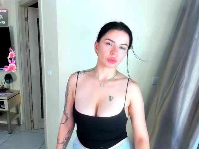 Evelyne-xx - Girl 