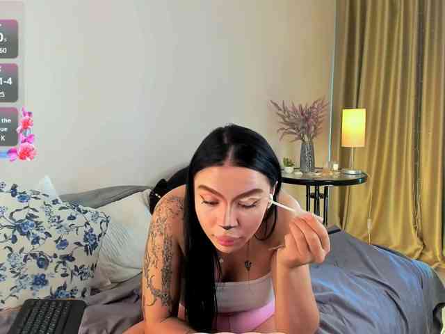 evelyne-xx webcam