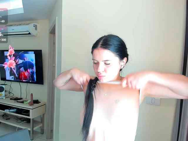 evelyne-xx webcam
