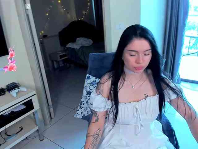 evelyne-xx webcam