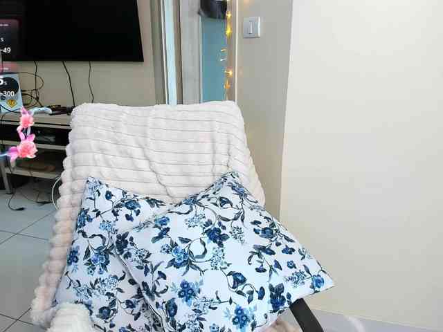 evelyne-xx webcam