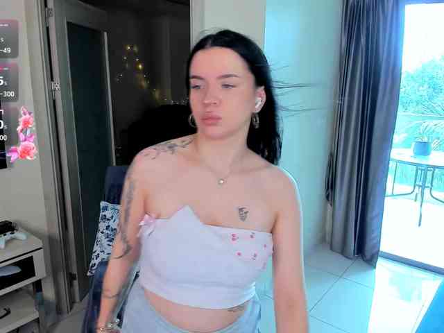evelyne-xx webcam