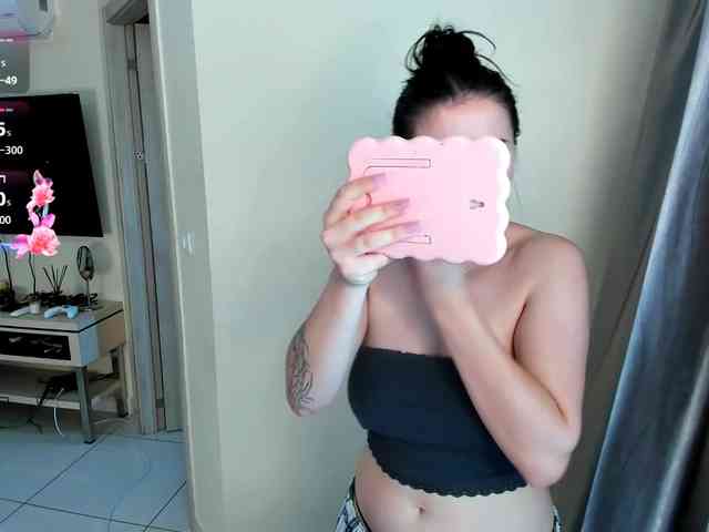 evelyne-xx webcam