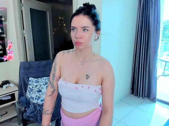 evelyne-xx webcam