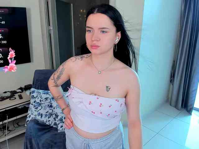 evelyne-xx webcam
