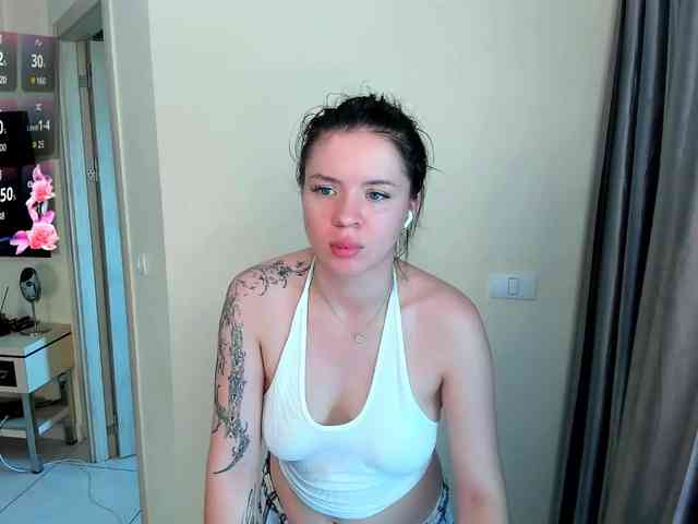 evelyne-xx webcam