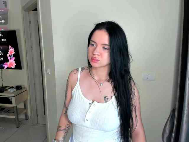 evelyne-xx evelyne-xx