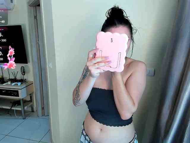 evelyne-xx webcam
