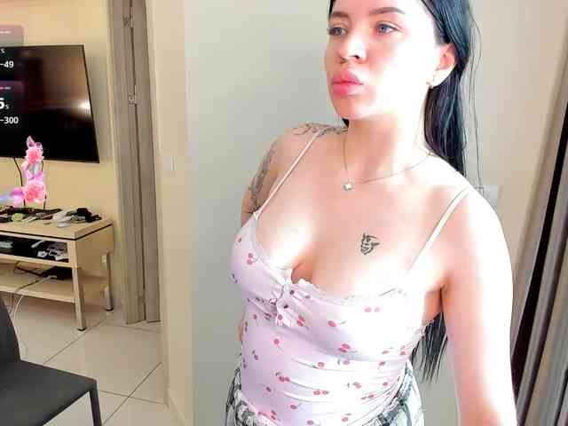 evelyne-xx webcam