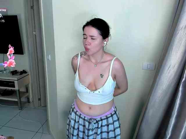 evelyne-xx webcam