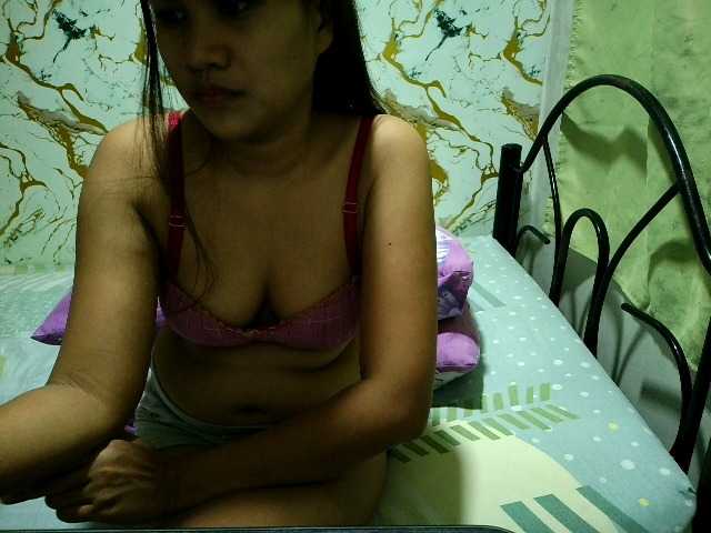 Cazzandra live cam on BongaCams