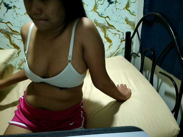 Cazzandra live cam on BongaCams
