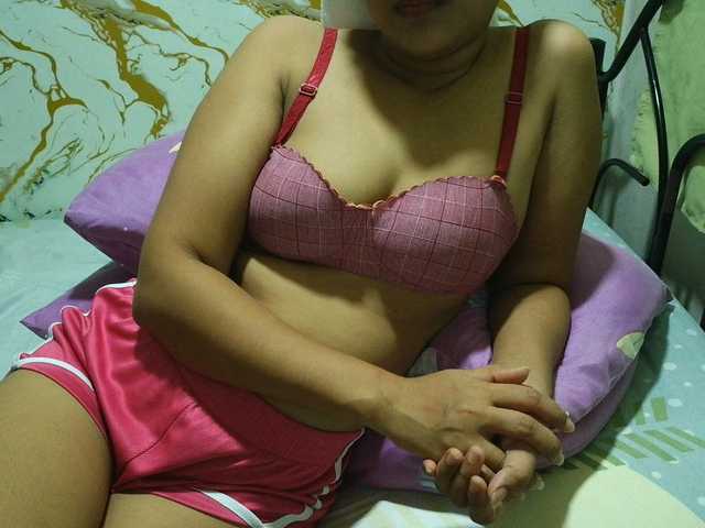 Cazzandra live cam on BongaCams