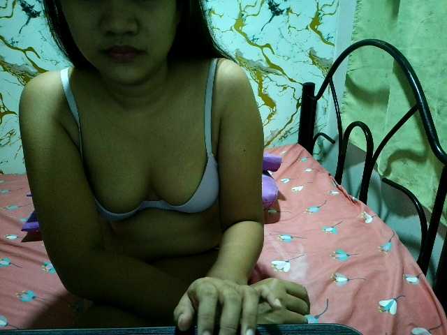 Cazzandra live cam on BongaCams