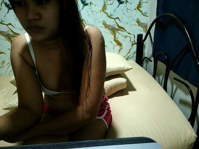 Cazzandra live cam on BongaCams