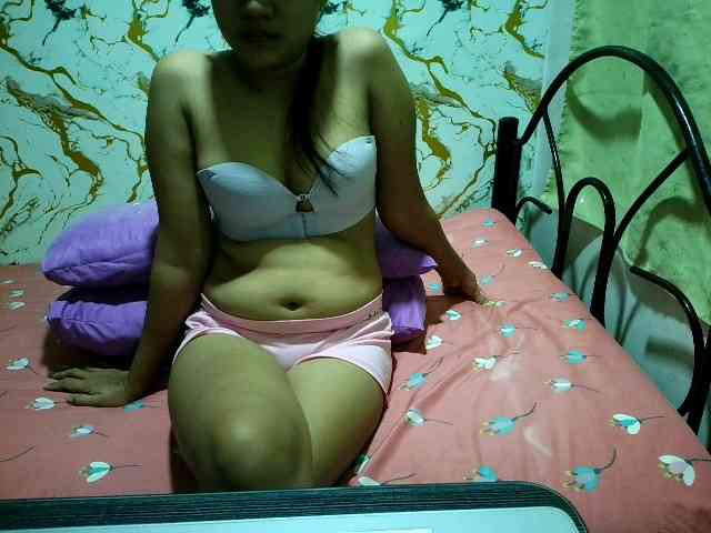Cazzandra webcam