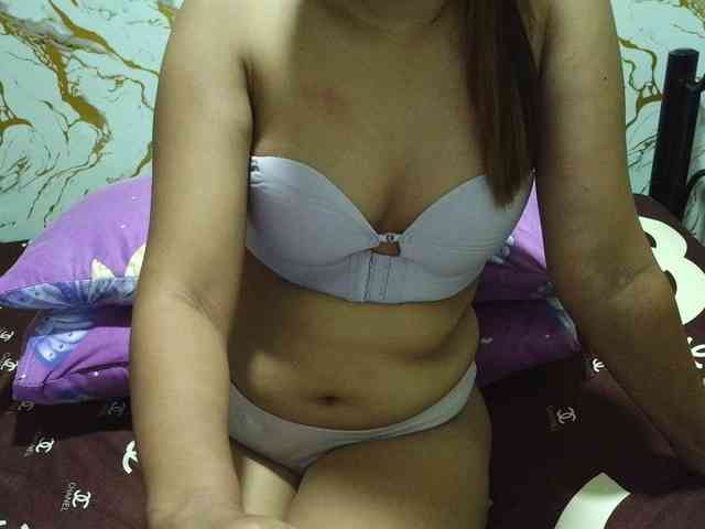 Cazzandra webcam
