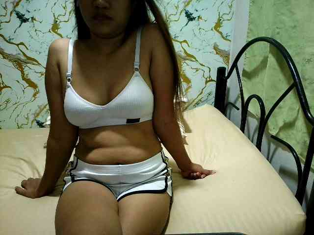 Cazzandra webcam