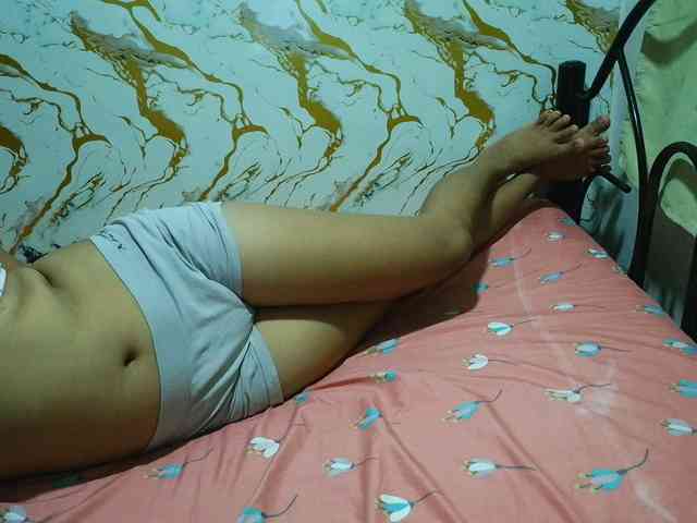 Cazzandra webcam