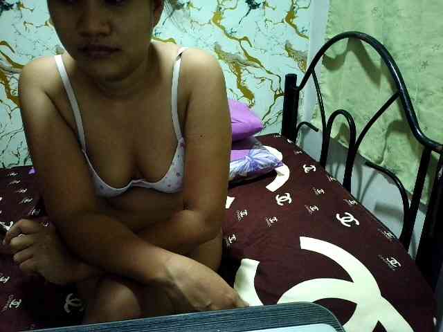 Cazzandra webcam