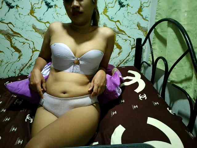Cazzandra webcam