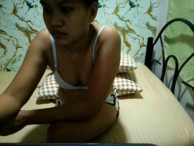 Cazzandra webcam