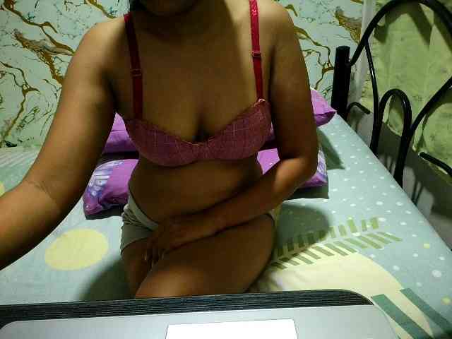 Cazzandra webcam