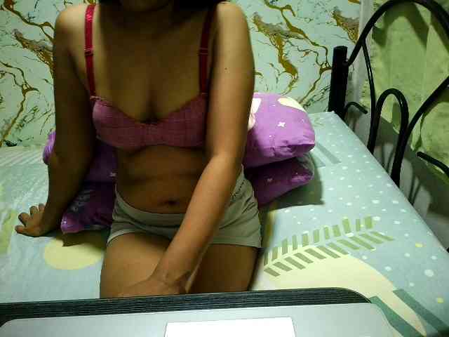 Cazzandra webcam