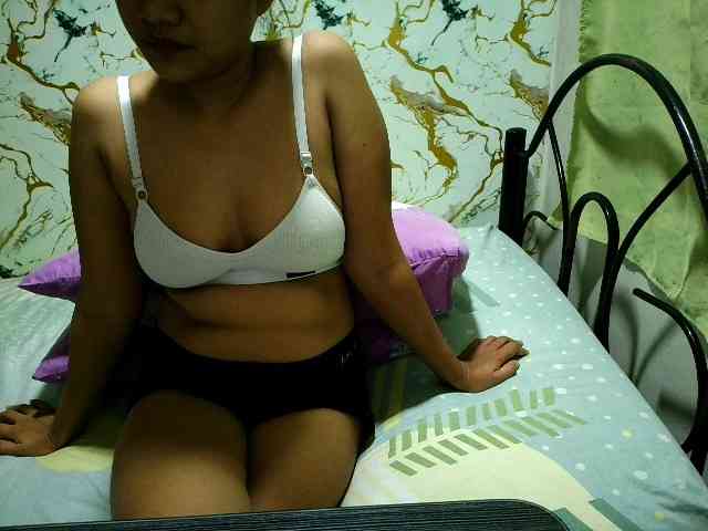 Cazzandra webcam