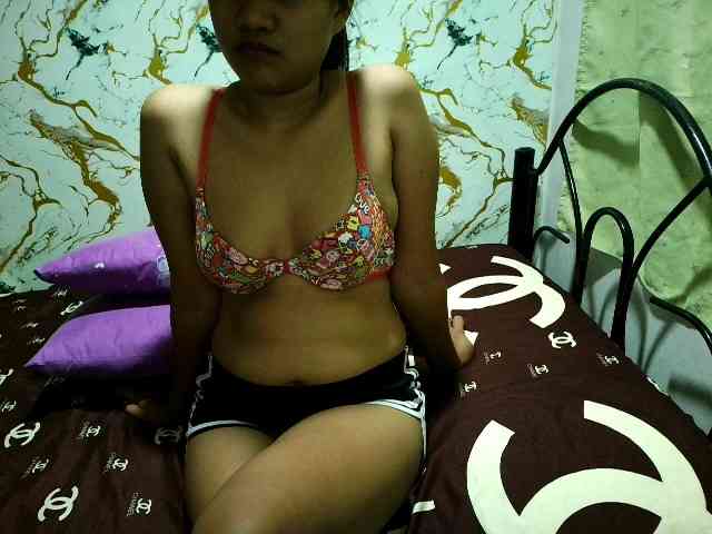Cazzandra webcam