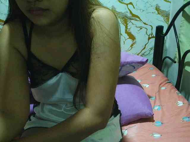Cazzandra webcam