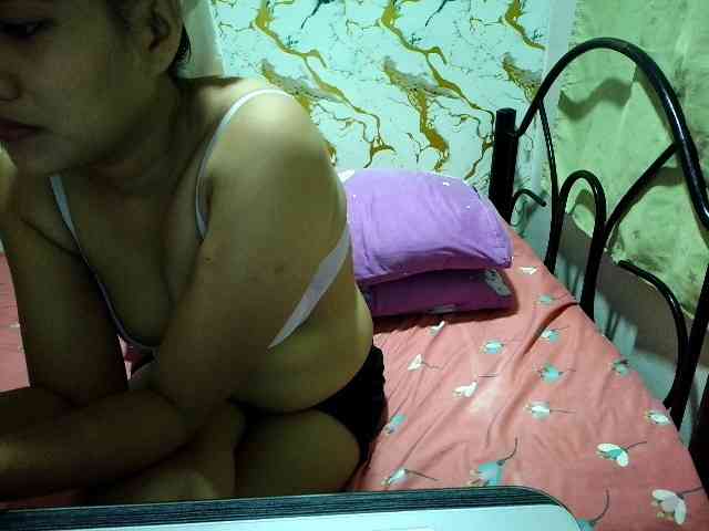 Cazzandra webcam