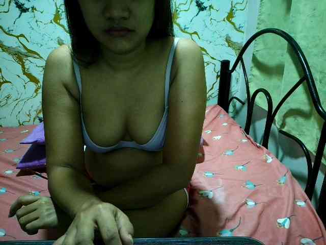 Cazzandra webcam