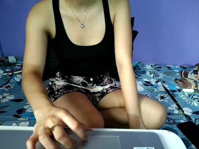AngelaMilez webcam bongacams model stream image