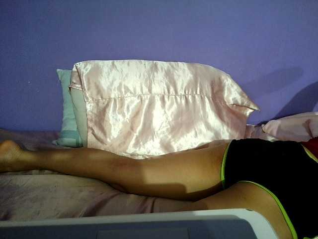 AngelaMilez live cam on BongaCams