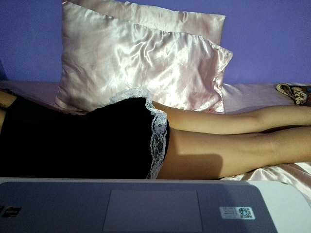 AngelaMilez live cam on BongaCams