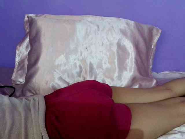 AngelaMilez webcam