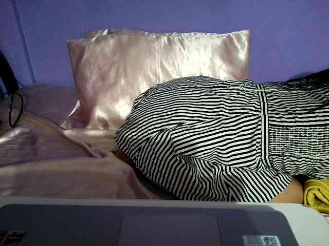 AngelaMilez webcam