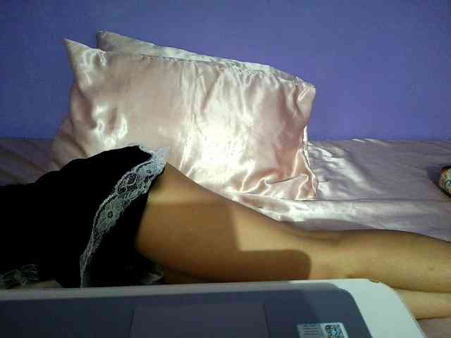 AngelaMilez webcam