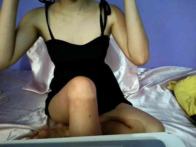 AngelaMilez webcam