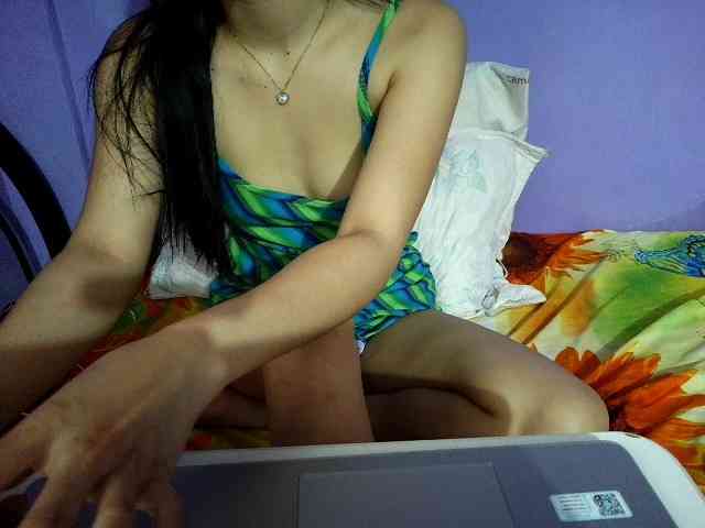 AngelaMilez Live Webcam on BongaCams