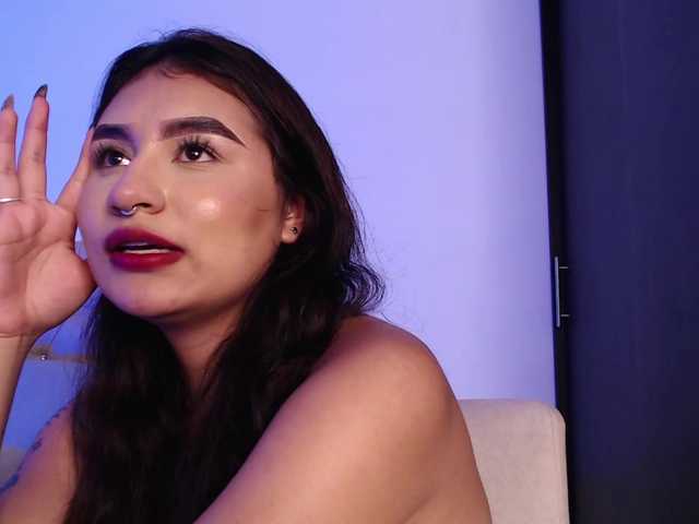 zayda11 live cam on BongaCams