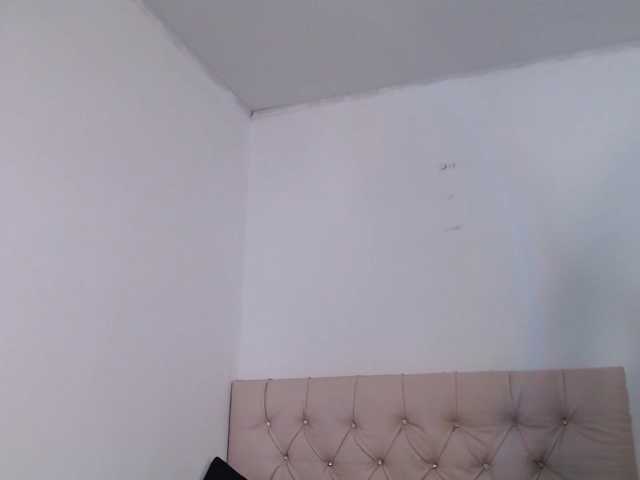 zayda11, en directo ahora en BongaCams