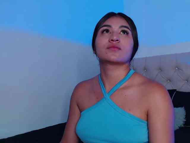 zayda11 webcam