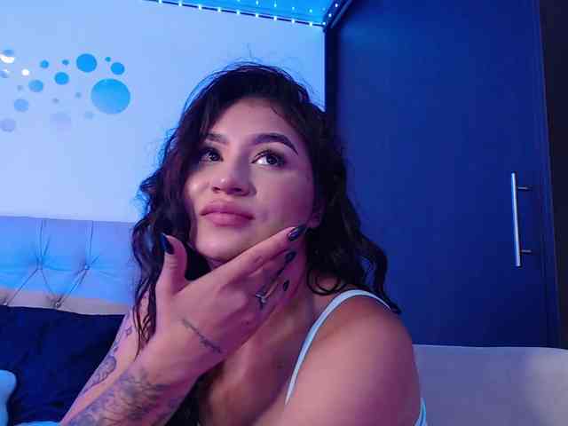 zayda11 webcam