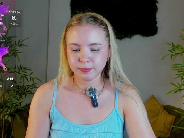 Linda-Bloom live cam on BongaCams