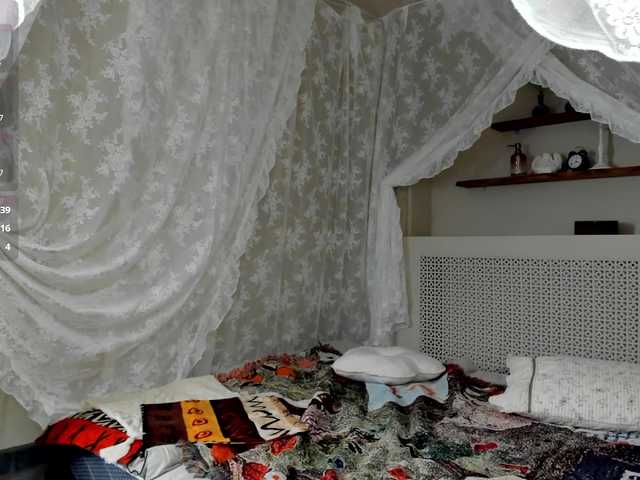 Linda-Bloom live cam on BongaCams